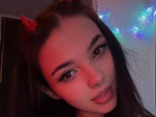 Ver a ficha detalhada de ShylaCatillo