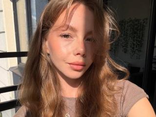 Ver a ficha detalhada de ElliyWilson