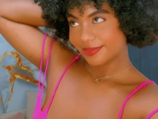 Ver la ficha detallada de EmmaJanis