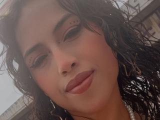 Ver a ficha detalhada de MyaaTyler