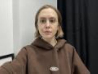 Se komplett profil för AdenaSilguero