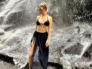 Se komplett profil för AvaMadyson