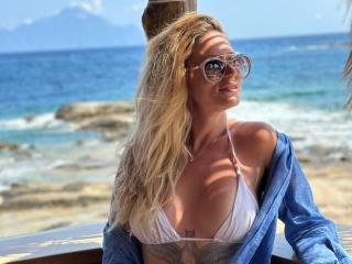 Se komplett profil för AvaMadyson