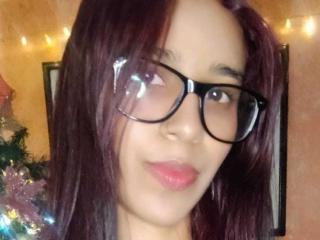 Se komplett profil för ValerieWoods