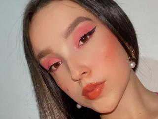 Ver la ficha detallada de MeliLopezX