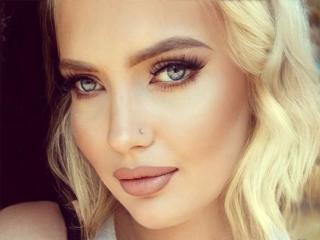 Ver la ficha detallada de AdeleLily