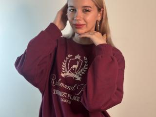 Se komplett profil för TameshaAleksey