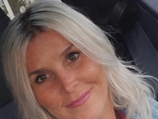 Ver a ficha detalhada de MissJulieDeux