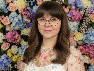 Ver a ficha detalhada de Tilliana