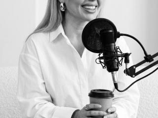 Ver a ficha detalhada de AvaQueen