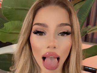 Ver a ficha detalhada de NicoleSarah