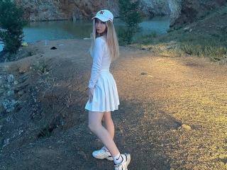 Podívejte se na podrobnou kartu EssieVawter