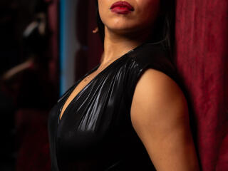 Podívejte se na podrobnou kartu MarceBetancur