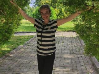 Podívejte se na podrobnou kartu NikaMayu