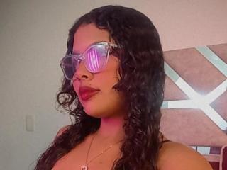 Ver la ficha detallada de AshlyCorines