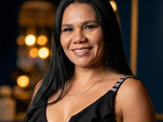 Podívejte se na podrobnou kartu KinkyMaturee