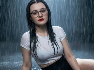 Detaillierten Steckbrief von Yasinia ansehen