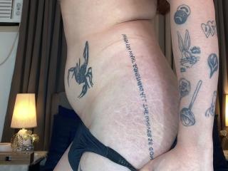 Podívejte se na podrobnou kartu SirenOfSeduction-hot