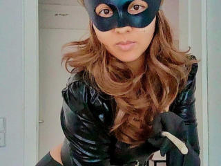 Detaillierten Steckbrief von HerrinKira-hot ansehen