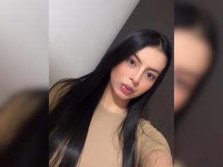 Ver la ficha detallada de IsabellaJames