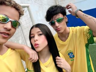 Ver la ficha detallada de OnlyTrio