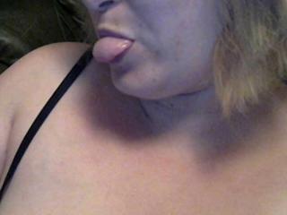 Ver la ficha detallada de DominaBlonddi