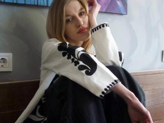 Ver la ficha detallada de DeedraGalarneau