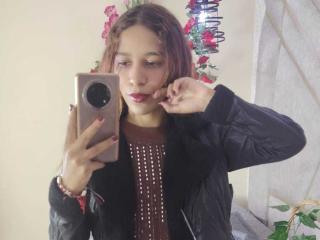 Yksityiskohtaiset tiedot mallista ValerieWoods