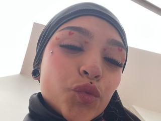 Yksityiskohtaiset tiedot mallista MarietteJones