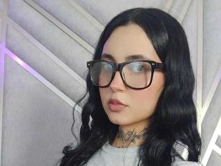 Yksityiskohtaiset tiedot mallista GabyMathew