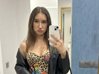 Yksityiskohtaiset tiedot mallista BiancaMassimo