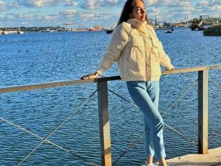 Yksityiskohtaiset tiedot mallista AraiaSheri