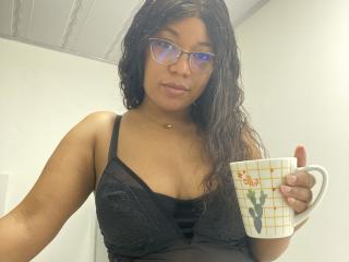 Yksityiskohtaiset tiedot mallista MaurenBlue