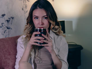 Yksityiskohtaiset tiedot mallista LilaLaurent