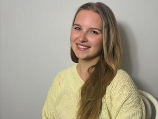 Yksityiskohtaiset tiedot mallista RosePlayful69