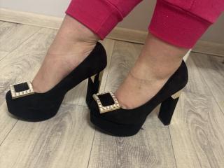 Yksityiskohtaiset tiedot mallista RosePlayful69