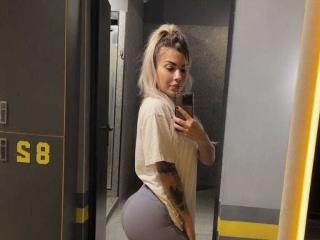 Ver la ficha detallada de ZoeyMarie