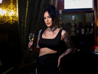 Xem hồ sơ đầy đủ của HottyNicole
