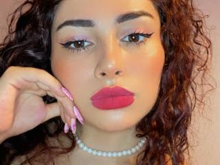 Xem hồ sơ đầy đủ của SweetSolei69