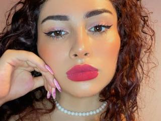 Xem hồ sơ đầy đủ của SweetSolei69