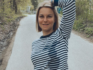 Se dtaljerede oplysninger for BelleLisaG
