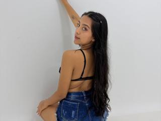 Se dtaljerede oplysninger for EmmaEstreilla