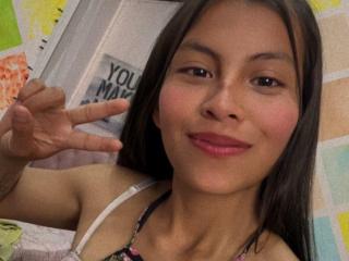 Ver la ficha detallada de KaylaMur