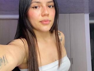 Xem hồ sơ đầy đủ của SophiaMarx