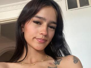 Se dtaljerede oplysninger for MelodyMansson