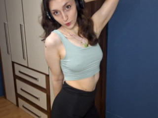 Se dtaljerede oplysninger for LeonieRahim