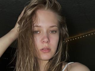 Se dtaljerede oplysninger for LillianaWhang