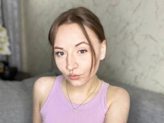 Se dtaljerede oplysninger for KatheyKuang