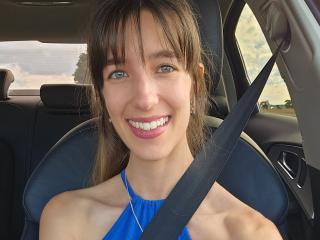 Se dtaljerede oplysninger for LaylavonHohensee-hot