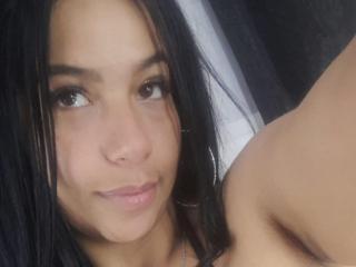Ver la ficha detallada de YasmineTapias